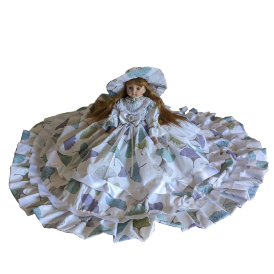 Bambola da letto modello "Ariel". Primo piano, sfondo trasparente.